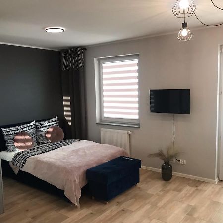 Apartament Holenderski Z Prywatnym Miejscem Postojowym W Garazu Koszalin Exterior photo