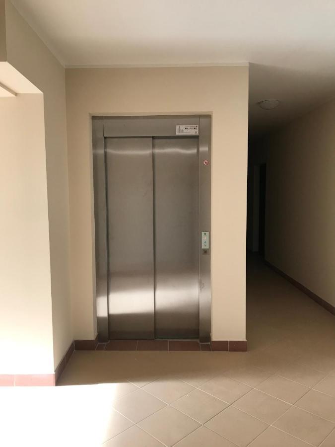 Apartament Holenderski Z Prywatnym Miejscem Postojowym W Garazu Koszalin Exterior photo