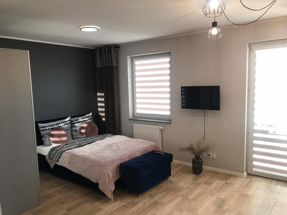 Apartament Holenderski Z Prywatnym Miejscem Postojowym W Garazu Koszalin Exterior photo